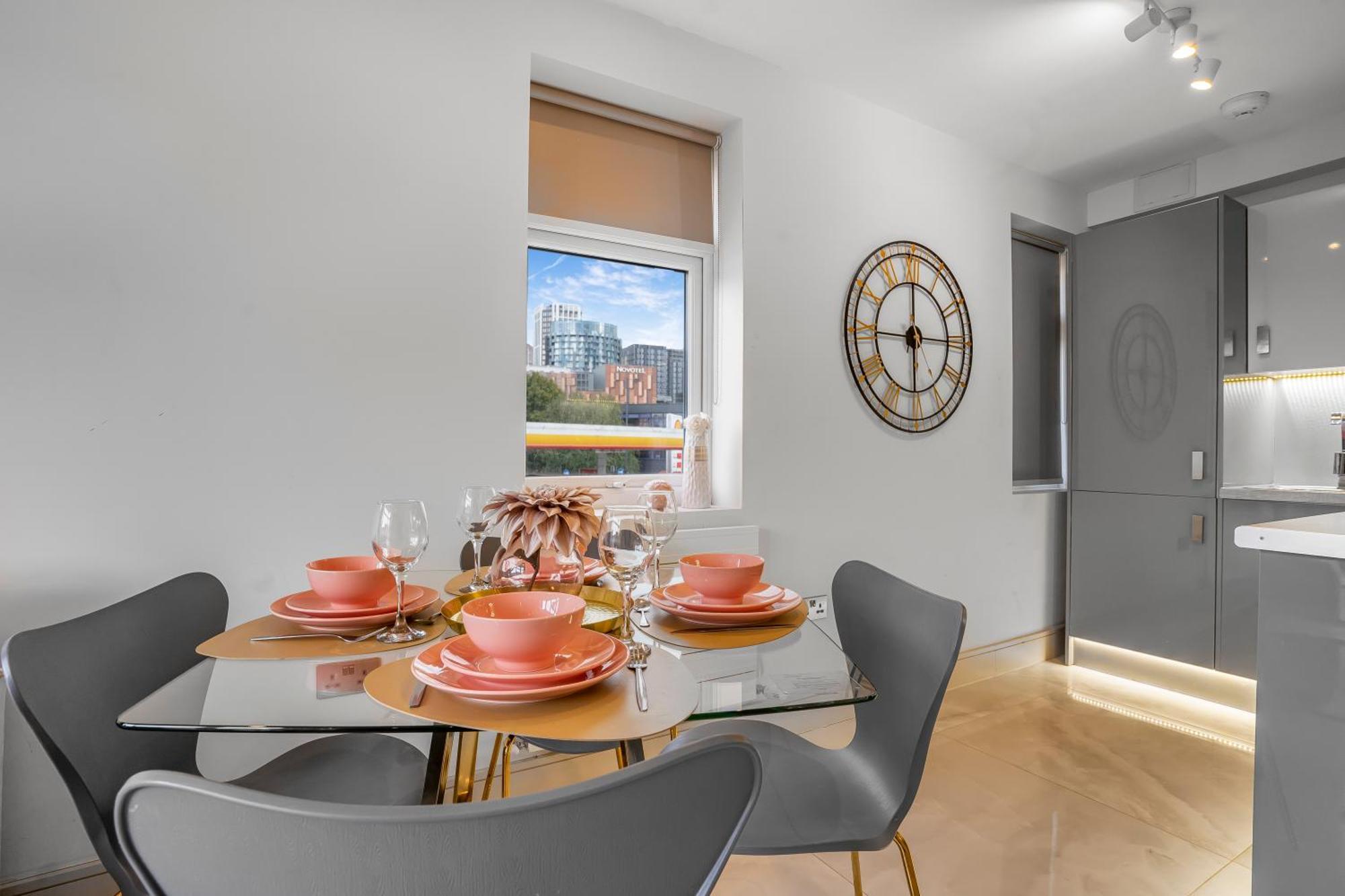 Stylish Apartments London Near Wembley Stadium Екстериор снимка